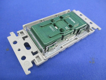 埋込ダブルコンセント(10個入) WTF15024WK