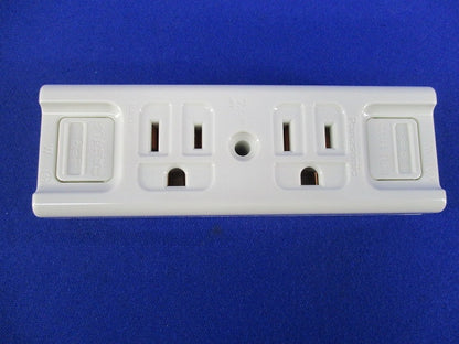 接地15A露出ダブルコンセント(8個入) WK1512K