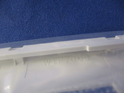 コンセントプレート3コ用(9枚入)(ホワイト) WTF7003W