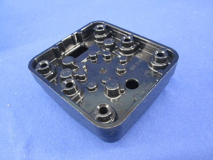 接地3P20A引掛露出コンセント(5個入) WK2420K