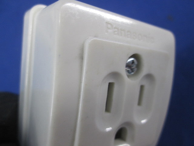 接地角型コンセント(7個入) WK3001