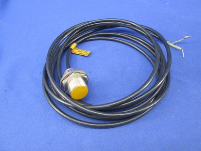 アンプ分離型近接センサ3m(ジャンク品) E2C-X5A