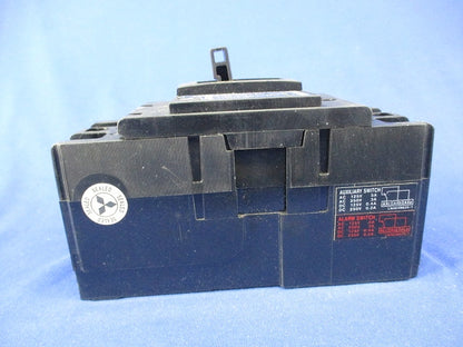 配線用遮断器(ノーヒューズ遮断器)2P15A NF30-SP