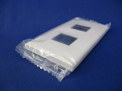 コンセントプレート2コ用(8枚入)(ホワイト)(新品未開梱) WTF8002W