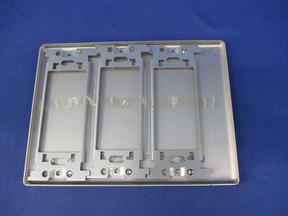 新金属カバープレート3連(取付枠付)(2枚入) WN7593
