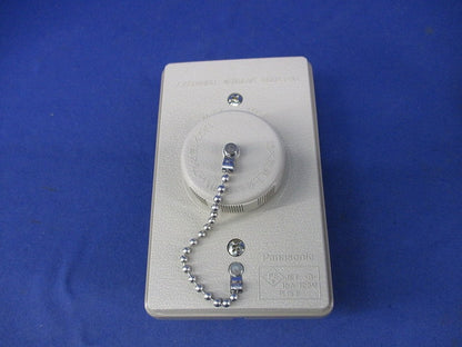 ロック式接地防水埋込コンセント(キャップ付) WF4100F