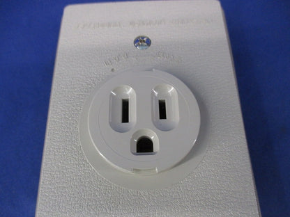 ロック式接地防水埋込コンセント(キャップ付) WF4100F