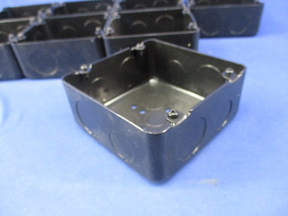 塗装アウトレットボックス大型四角深型(8個入) DS3854B