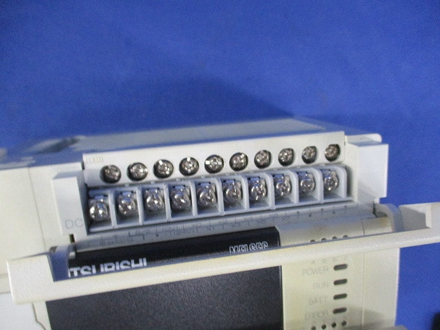 シーケンサ FX3U-16MT/DS
