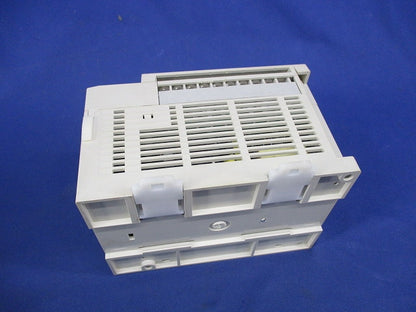 シーケンサ FX3U-16MT/DS