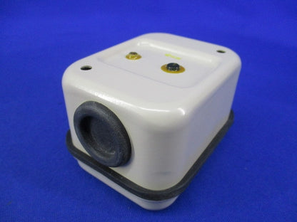 操作用押しボタンスイッチ(2個入) AHL31K