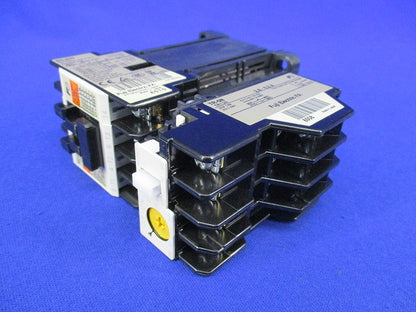 電磁開閉器(1セット入) SC-0/G+TR-0N