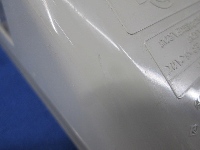 フル接地防水コンセント(ベージュ) WK4104K