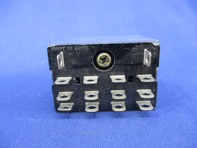 バイパワーリレー200/220VAC LY4