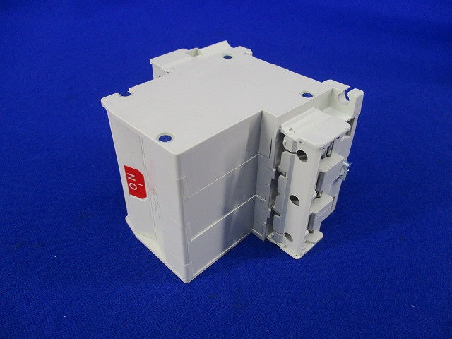 サーキットプロテクタ3P3E5A CP30-BA