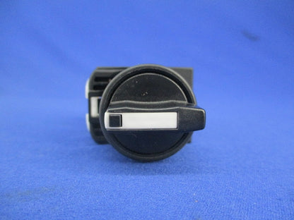 セレクタスイッチ(左右リターン45℃) AR22PR-1