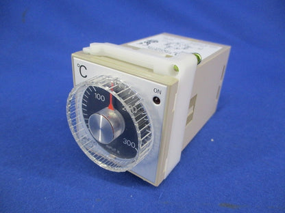電子温度調節器 E5C2-R20K