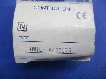 照光押ボタンスイッチ HW1L-A420Q7R