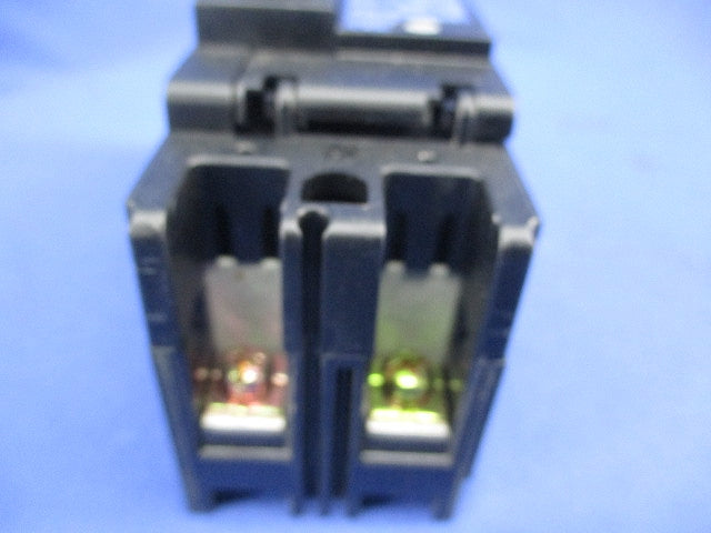 ノーヒューズ遮断器2P15A NF50-CP
