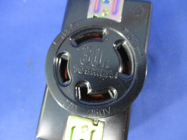 引掛形埋込コンセント3Pアース30A DC2694