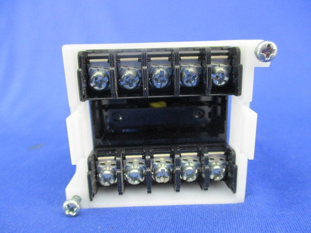 温度調節器 E5CN-R2T
