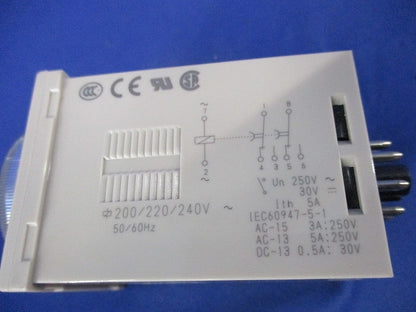 ソリッドステート･タイマ 200/220/240VAC H3CR-H8L