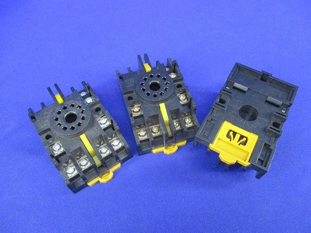 表面接続ソケット 11ピン(3個入) 11PFA