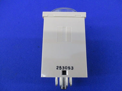 ソリッドステート･タイマ 200/220/240VAC H3CR-H8L