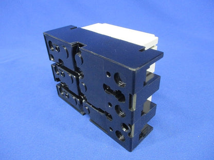 ノーヒューズブレーカ 3P30A NF30-CS3P30A