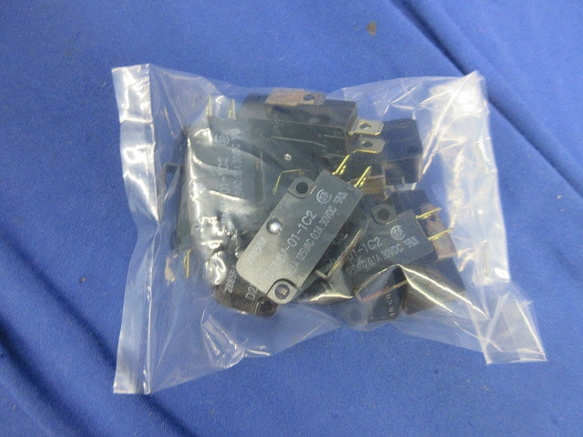 小形基本スイッチ(9個入) D2MV-01-1C2