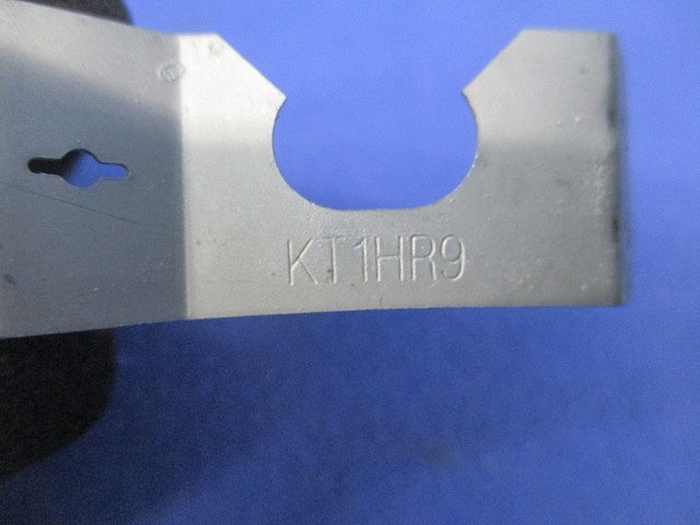 吊りボルト用角パイプ支持金具(26個入) KT1HR9