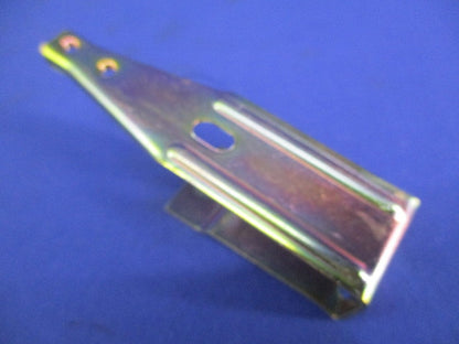 二重天井用金具 軽みぞ形鋼用ボックス支持金具(20個入) T-38B