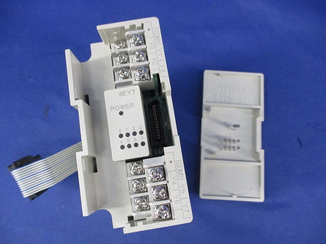 増設ユニット FX2N-8EYT