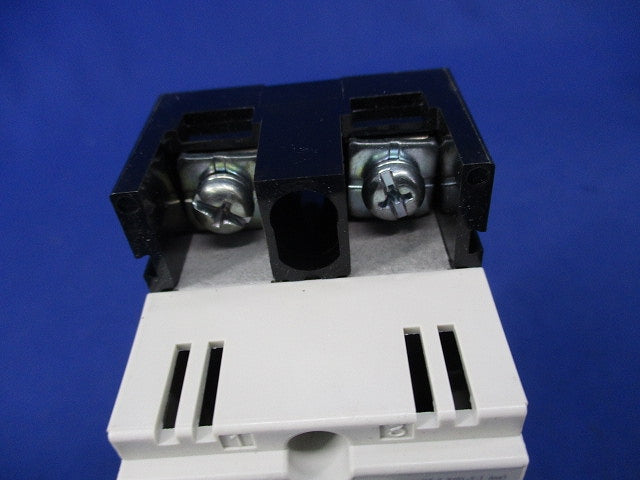 ノーヒューズ遮断器2P5A NF30-CS