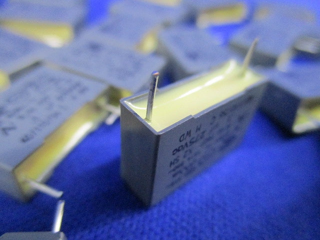 コンデンサ(30個入) IEC60384-14