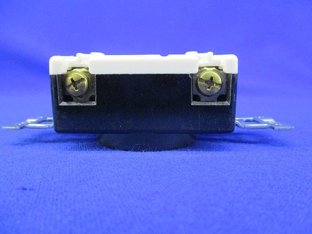 接地3P20A引掛埋込コンセント(3個入) WF2420K