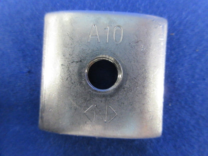 ダクターチャンネル用中ナット(ステンレス)(11個入) S-DHNR