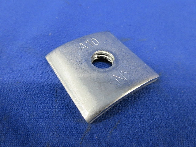 ダクターチャンネル用中ナット(ステンレス)(11個入) S-DHNR