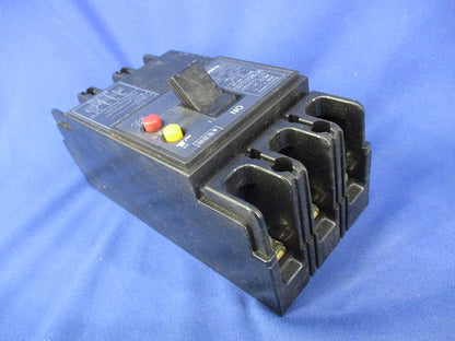 漏電ブレーカ3P3E20A(ジャンク品) KC-50C