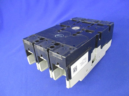 ブレーカー3P150Ａ E250-SF