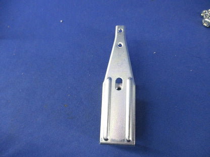 二重天井用金具(15個入) T38B