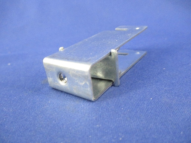 二重天井金具(20個入) T54C