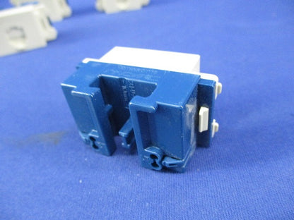埋込テレホンモジュラジャック(6極2心)(6個入) WNT15629