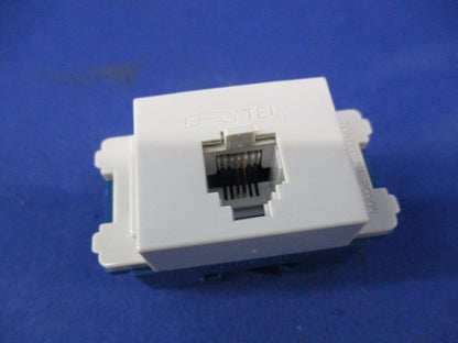 埋込テレホンモジュラジャック(6極2心)(6個入) WNT15629