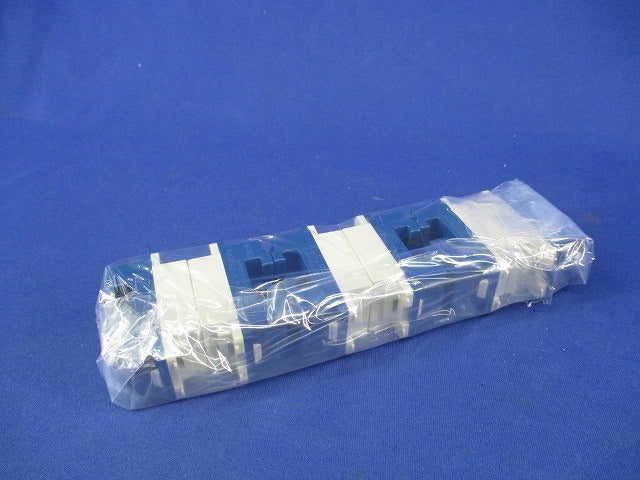 埋込テレホンモジュラジャック(6極2心)(6個入) WNT15629