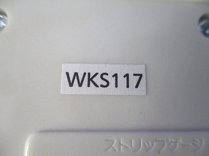 露出アースターミナル付ダブルコンセントセット(混在4個入)(変色・汚れ有) WKS117他