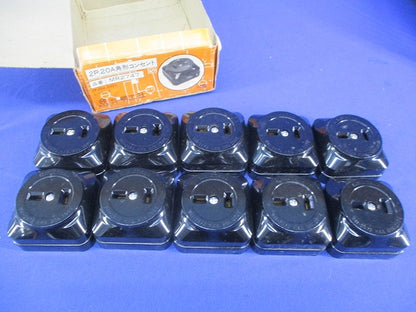 2P20A角形コンセント(10個入) MR2747