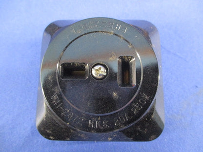 2P20A角形コンセント(10個入) MR2747