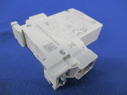 サーキットプロテクタ1P3A CP30-BA