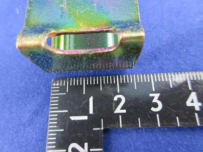 二重天井用金具 軽みぞ形鋼用ボックス支持金具(20個入) T-38B